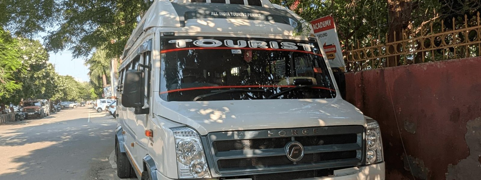 Tempo traveller on rent in Lucknow for the Vaishno Devi yatra